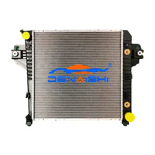 Radiator dla Dodge Liberty Limited V6 3,7L 02-06